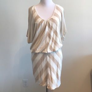 Ella Moss cold shoulder dress size Small